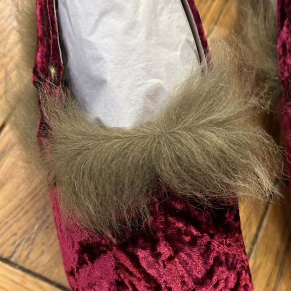 Mou Women's Velvet clogs in Deep Red - Picture 6 of 7